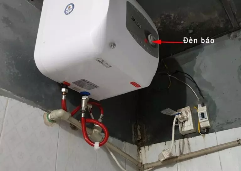 Bình nóng lạnh không báo đèn