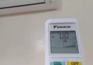 Điều hòa Daikin lỗi U0