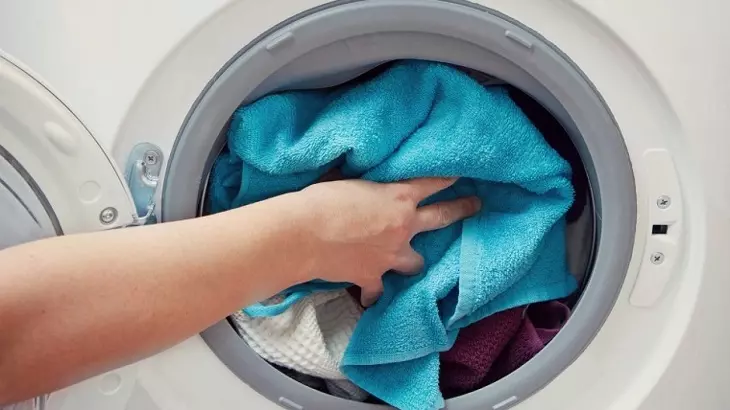 Máy giặt không vắt được